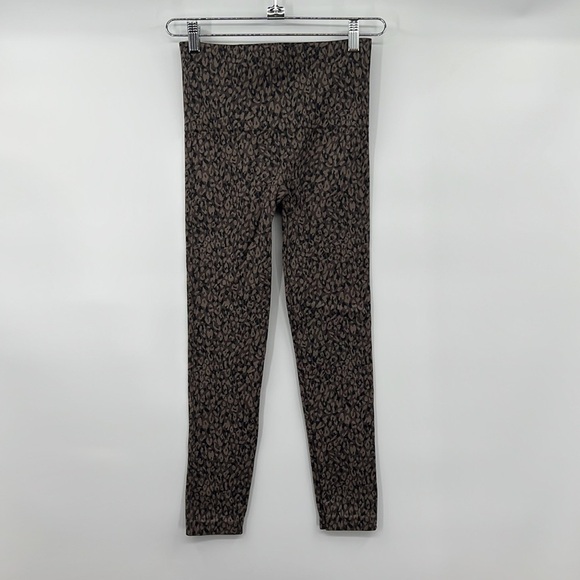 Spanx Leggings Womens Medium Brown Tan Animal Print Cheetah Leopard Seamless - Picture 5 of 8